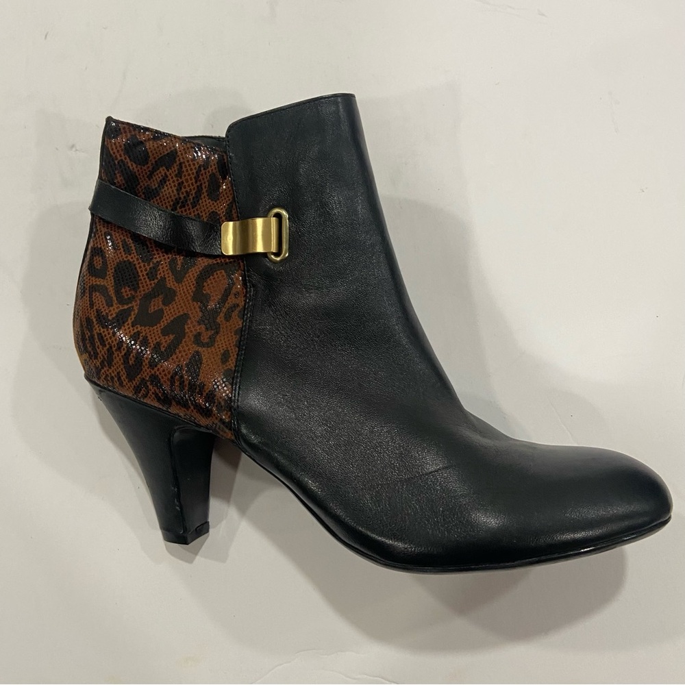 Naturalizer Lilly‎ Leather Ankle Boots Black Cheetah MSRP $149 Women's US 9.5M